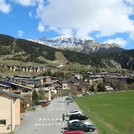 Spacieux A Pour 6 Personnes - Fr-1-508b-28